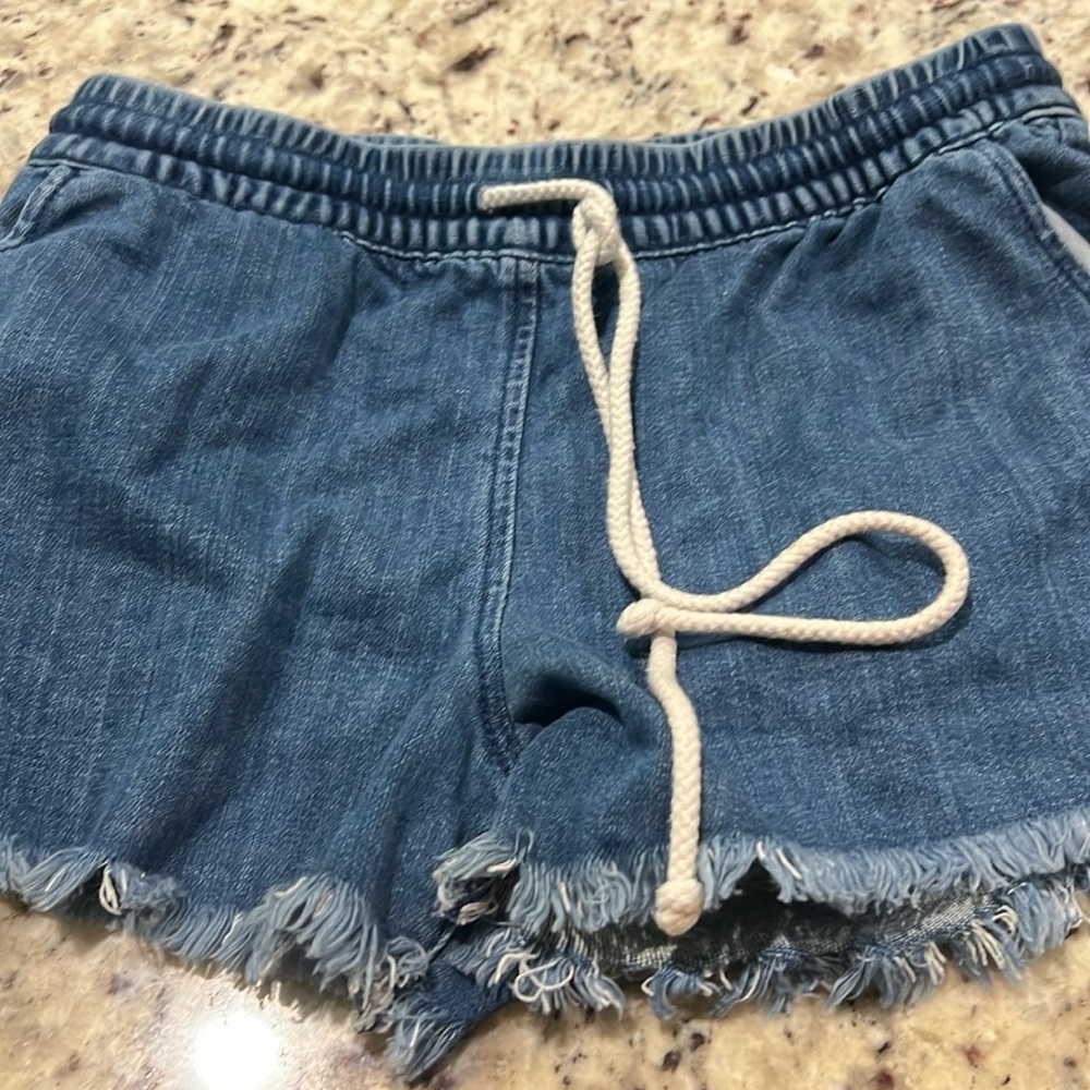 Xs arie jean shorts